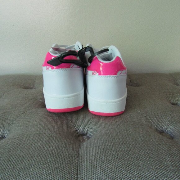 👟Barbie by Mattel Limited Edition Sneakers Size 9👟 - Picture 4 of 6